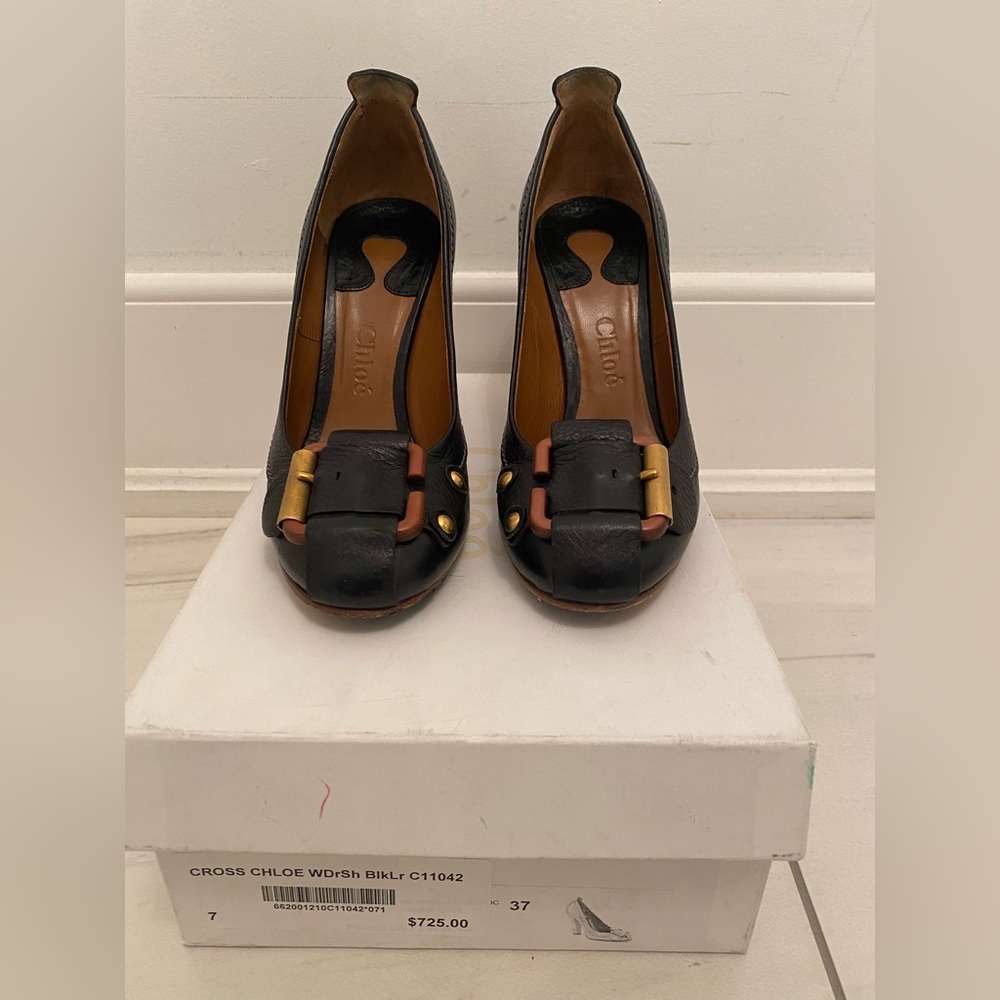 Chloe Women's Black Leather Heels